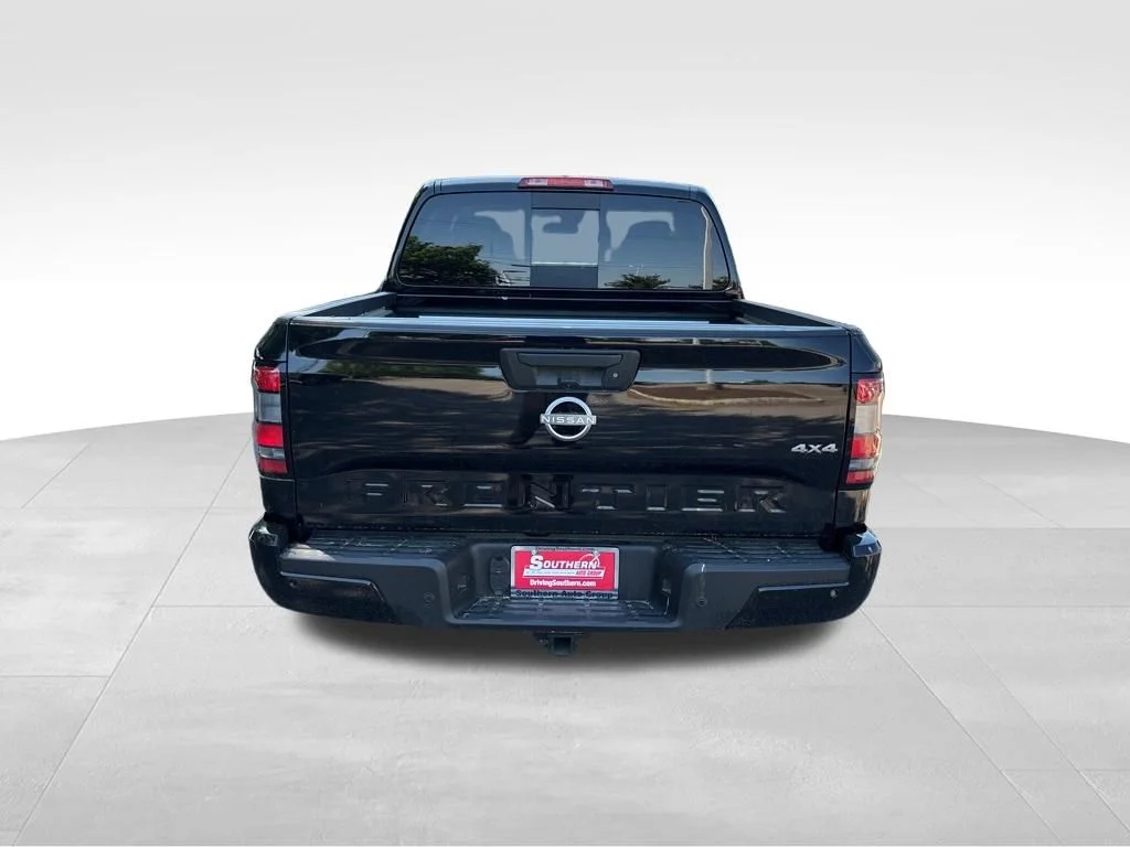 New 2026 Super Black Nissan Crew Cab SV image 3