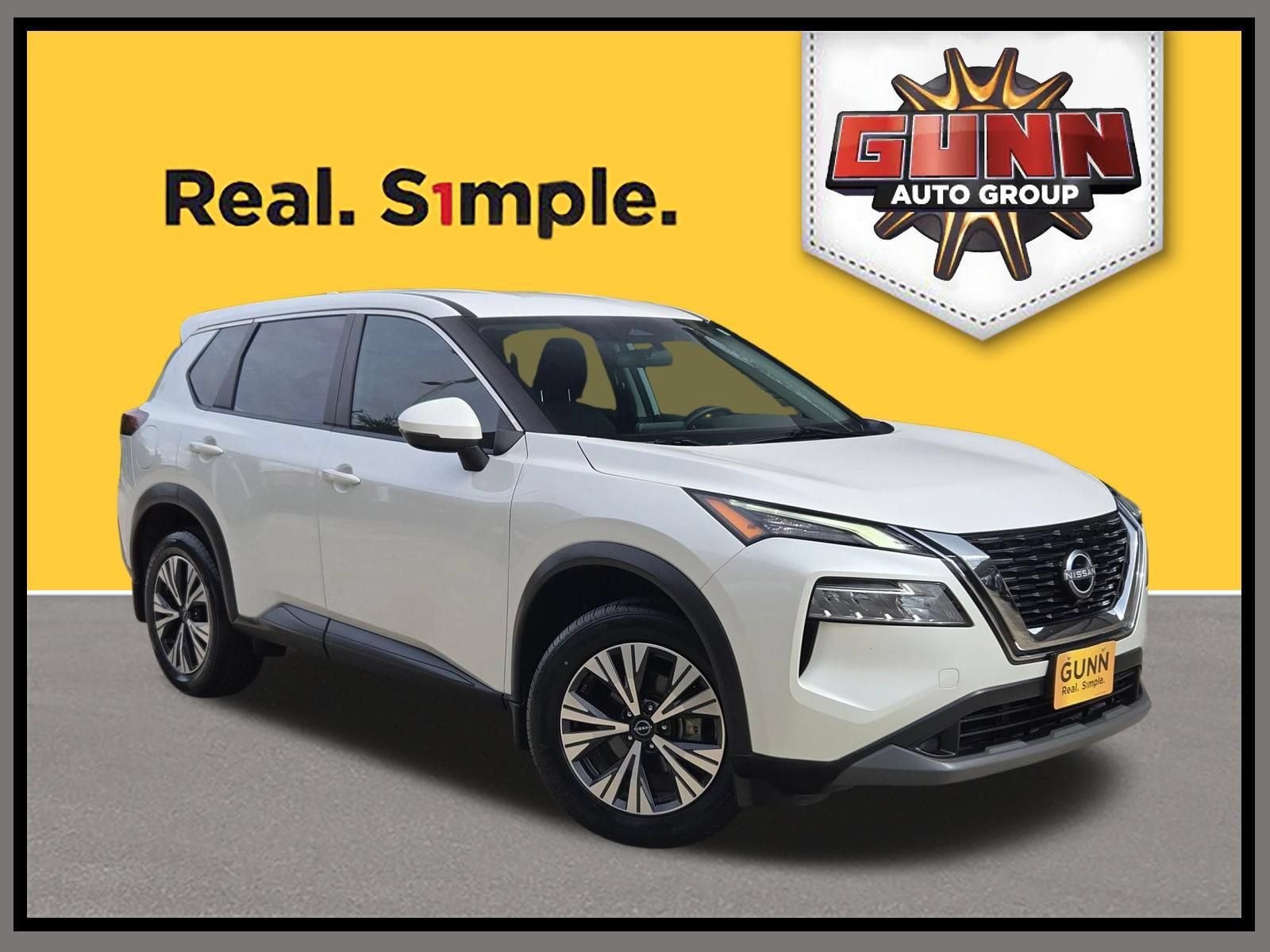 Used 2022 Pearl White Tricoat Nissan SV image 1