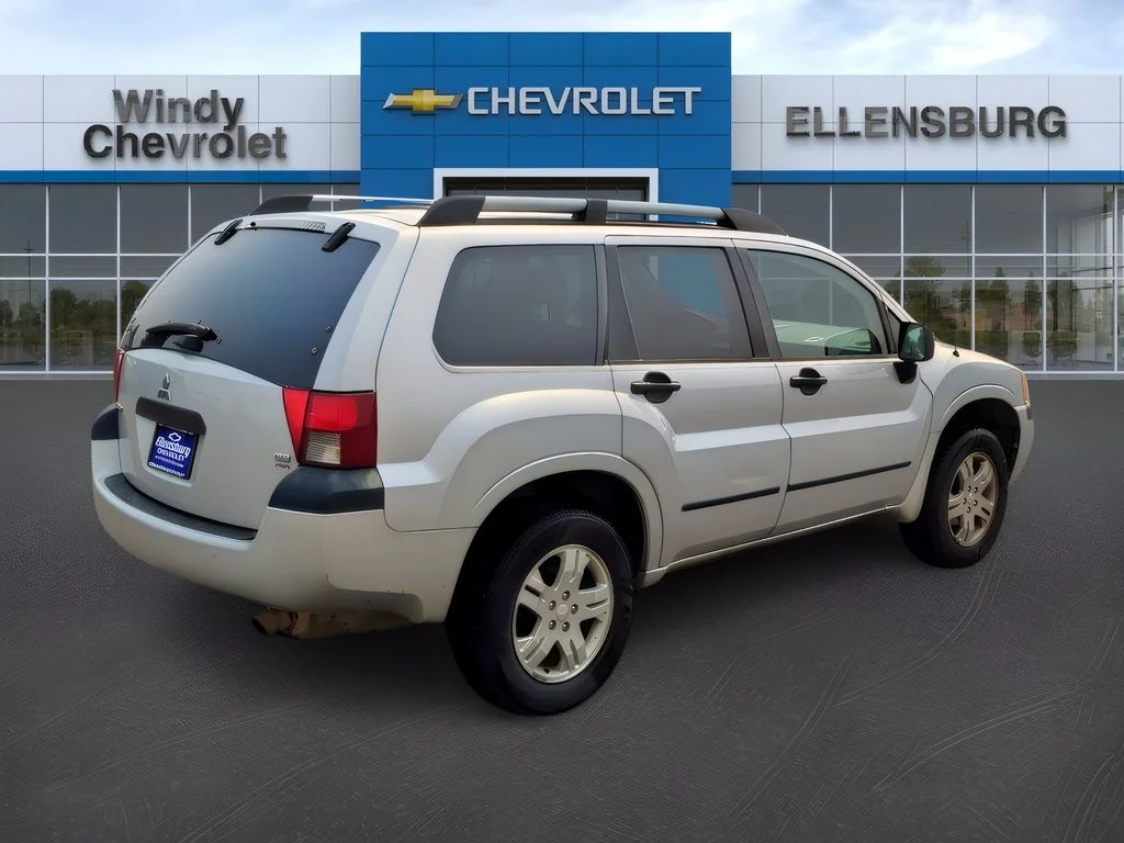 2005 Mitsubishi Endeavor LS - Photo 4
