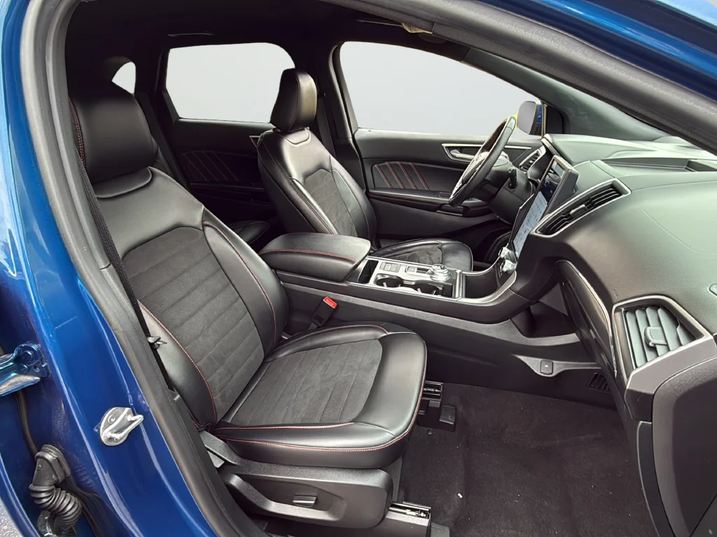 Used 2023 Blue Ford ST Line image 30