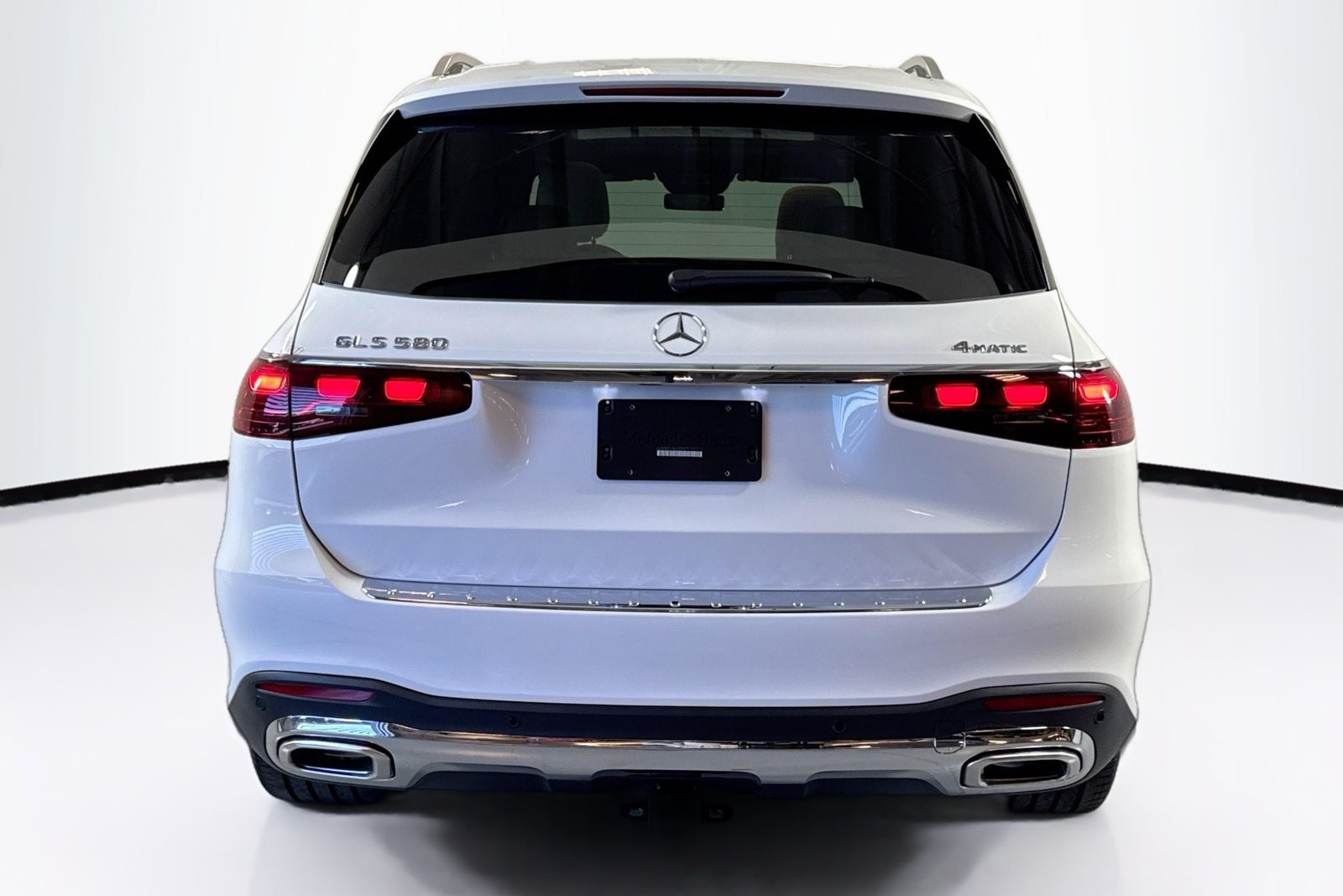 New 2026 Polar White Mercedes-Benz GLS 580 image 6