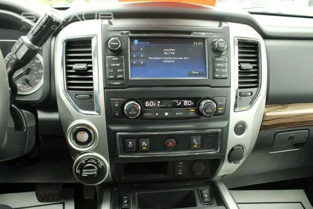 Used 2018 Cayenne Red Nissan SL image 20
