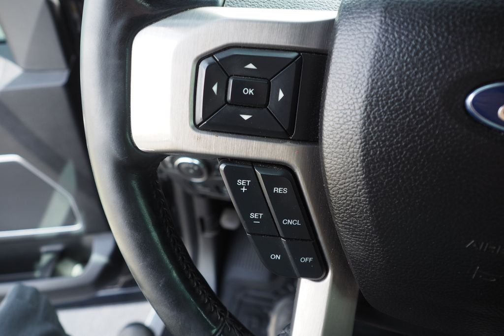 Used 2017 Black Ford Platinum image 27