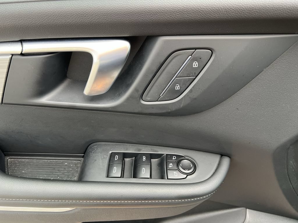 2025 Buick Enclave Preferred - Photo 20