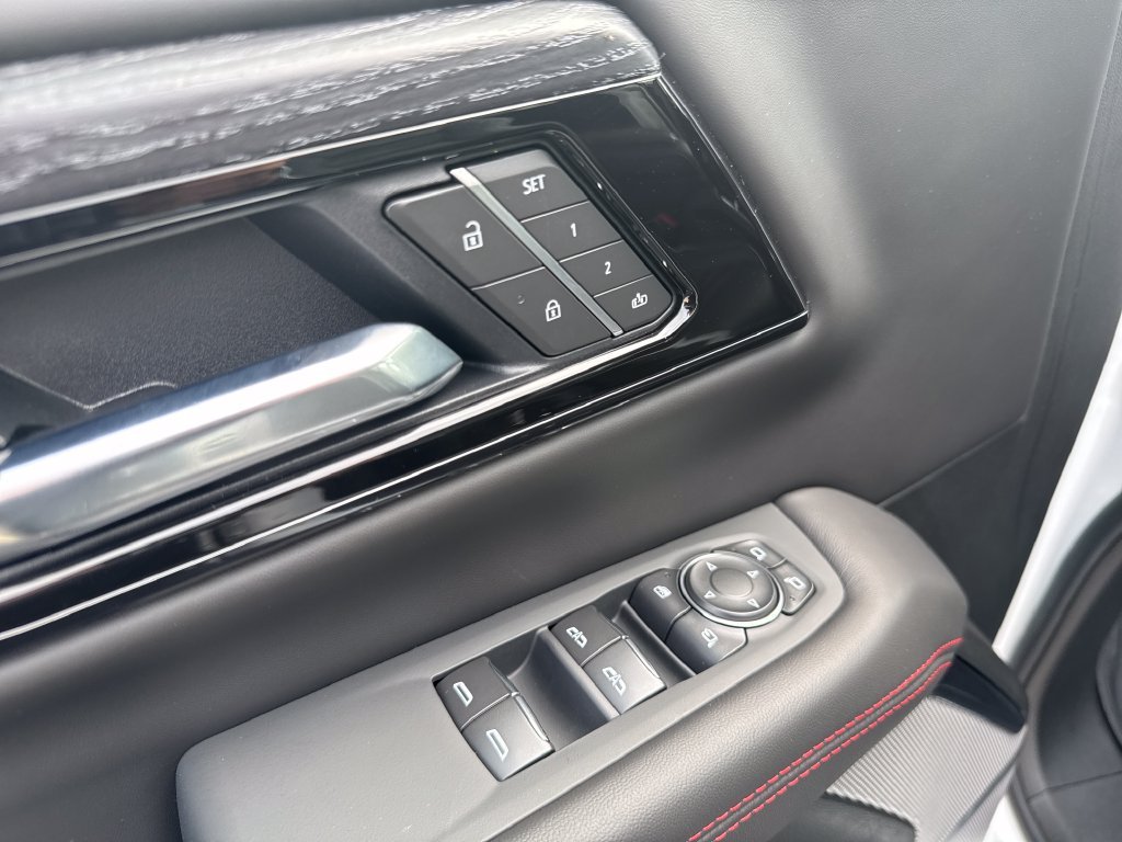 2026 GMC Yukon XL AT4 Ultimate - Photo 19
