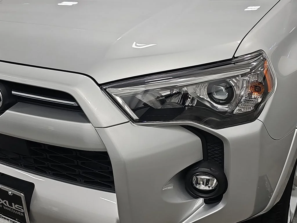 Used 2023 Silver Toyota SR5 Premium image 32