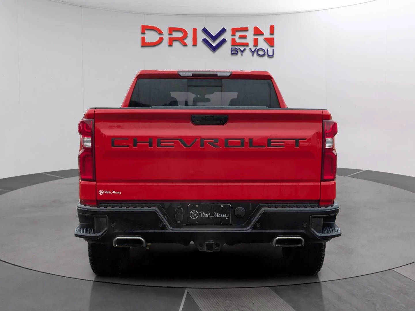 Used 2021 RED HOT Chevrolet LT Trail Boss image 4