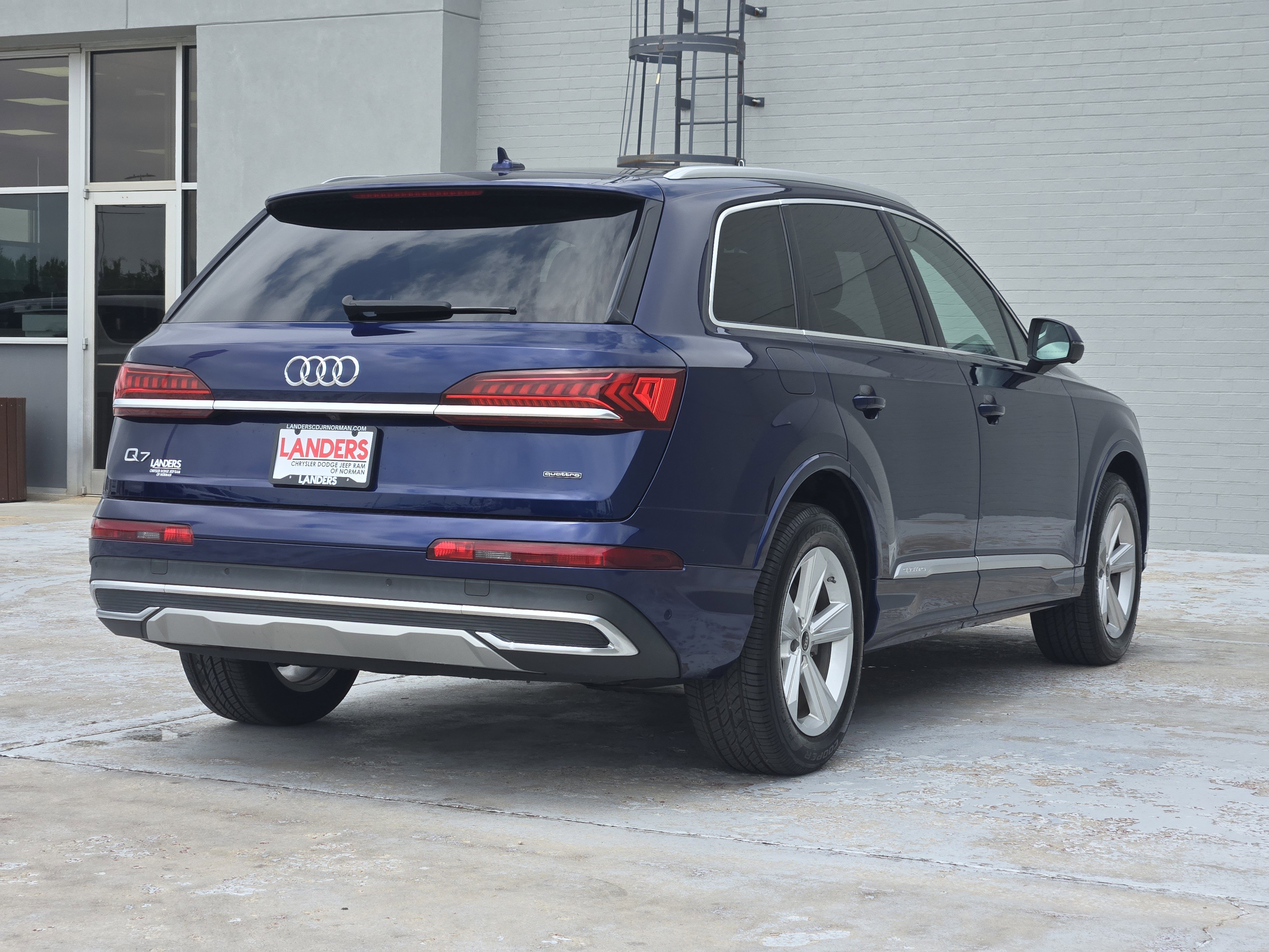 Used 2022 Blue Audi Premium Plus image 8