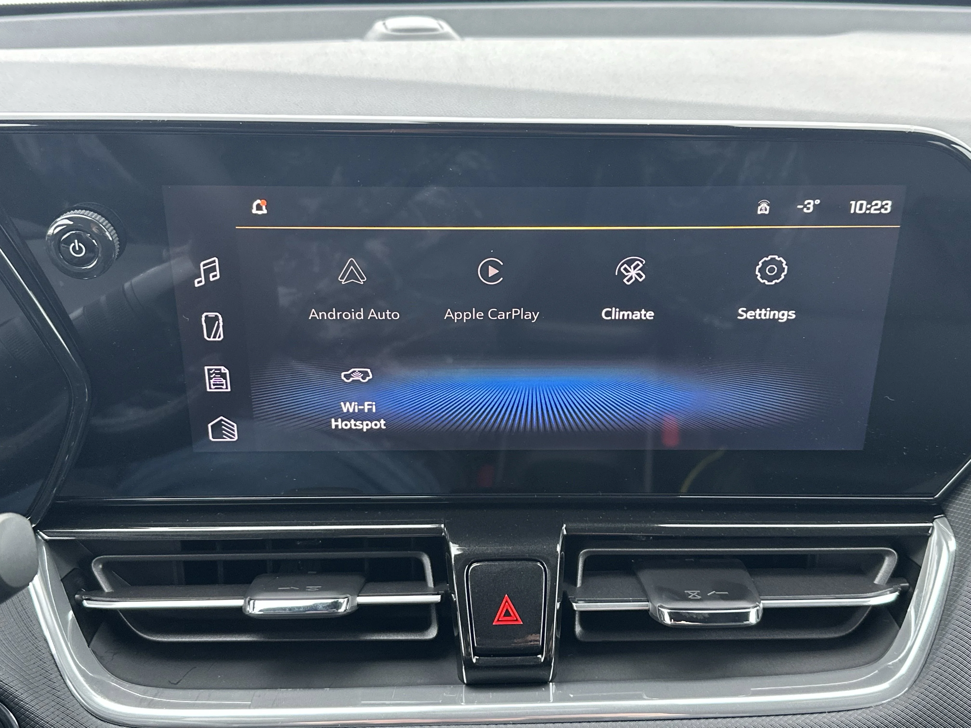 New 2026 Mosaic Black Metallic Chevrolet ACTIV image 14
