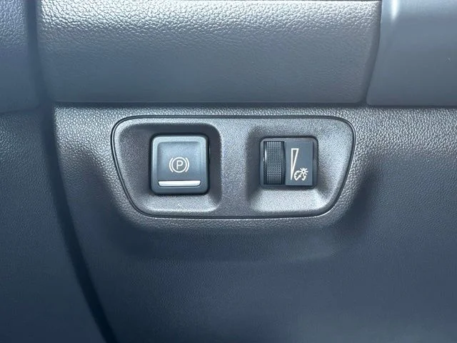 2023 GMC Acadia SLT - Photo 18