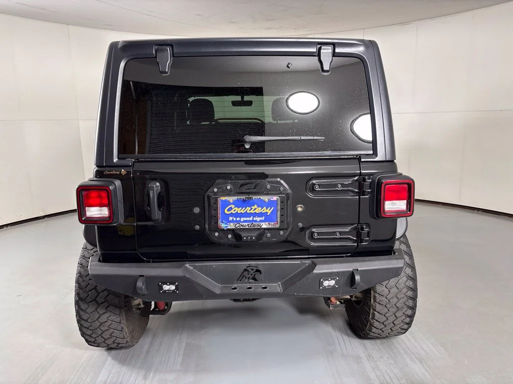 Used 2021 Black Jeep Unlimited Rubicon image 7