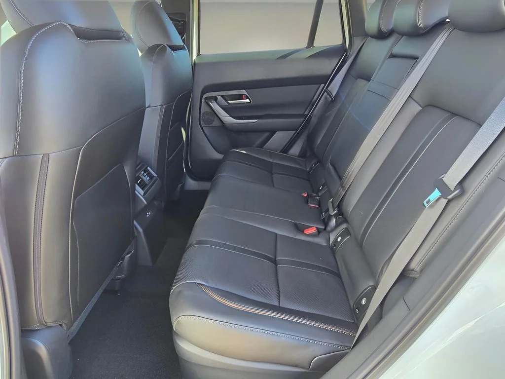 New 2026 Wind Chill Pearl Mazda Premium image 15