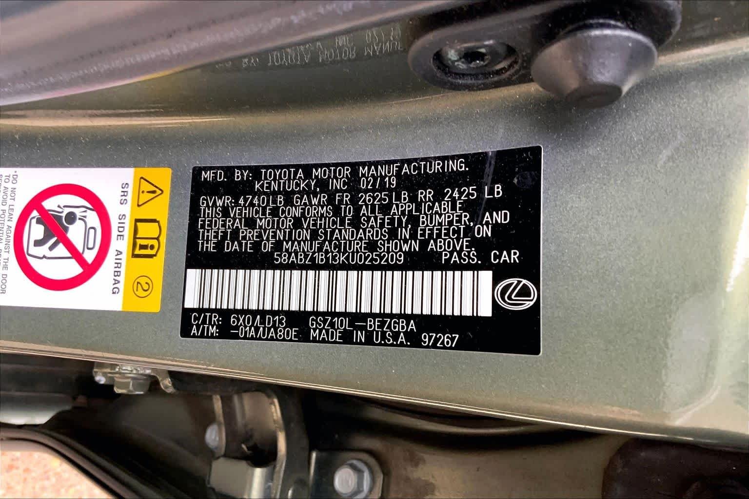 Used 2019 Sunlit Green Lexus  image 34