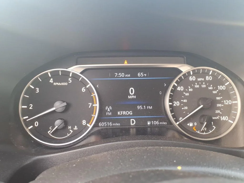 Certified Used 2023 Gray Nissan 2.5 SR image 18