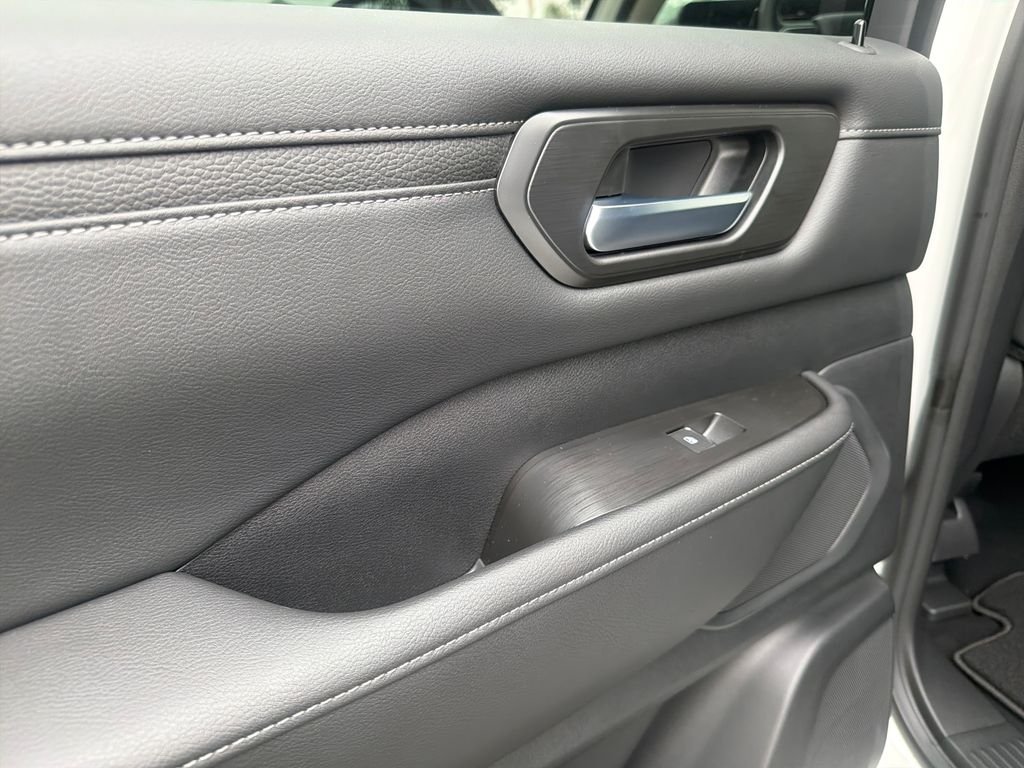 New 2026 Nissan Armada SV 4D Sport Utility