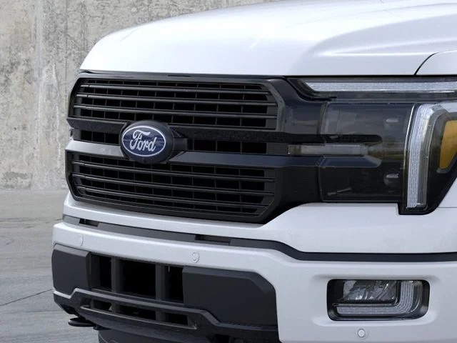 New 2026 Star White Metallic Tri-Coat Ford Platinum® image 17