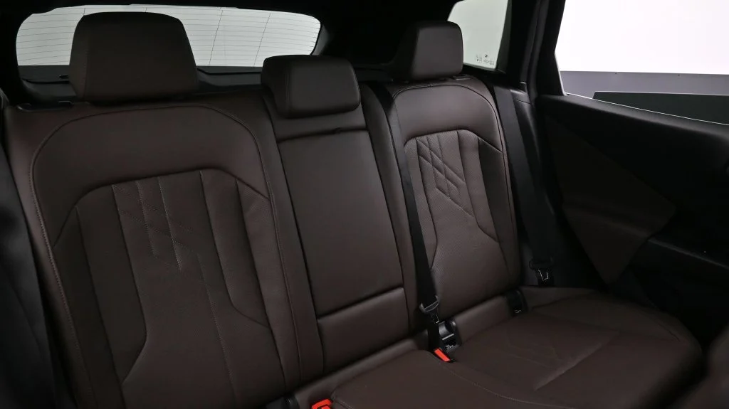 2026 BMW X3 30 - Photo 12