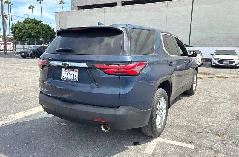 Used 2022 Blue Chevrolet LS image 2