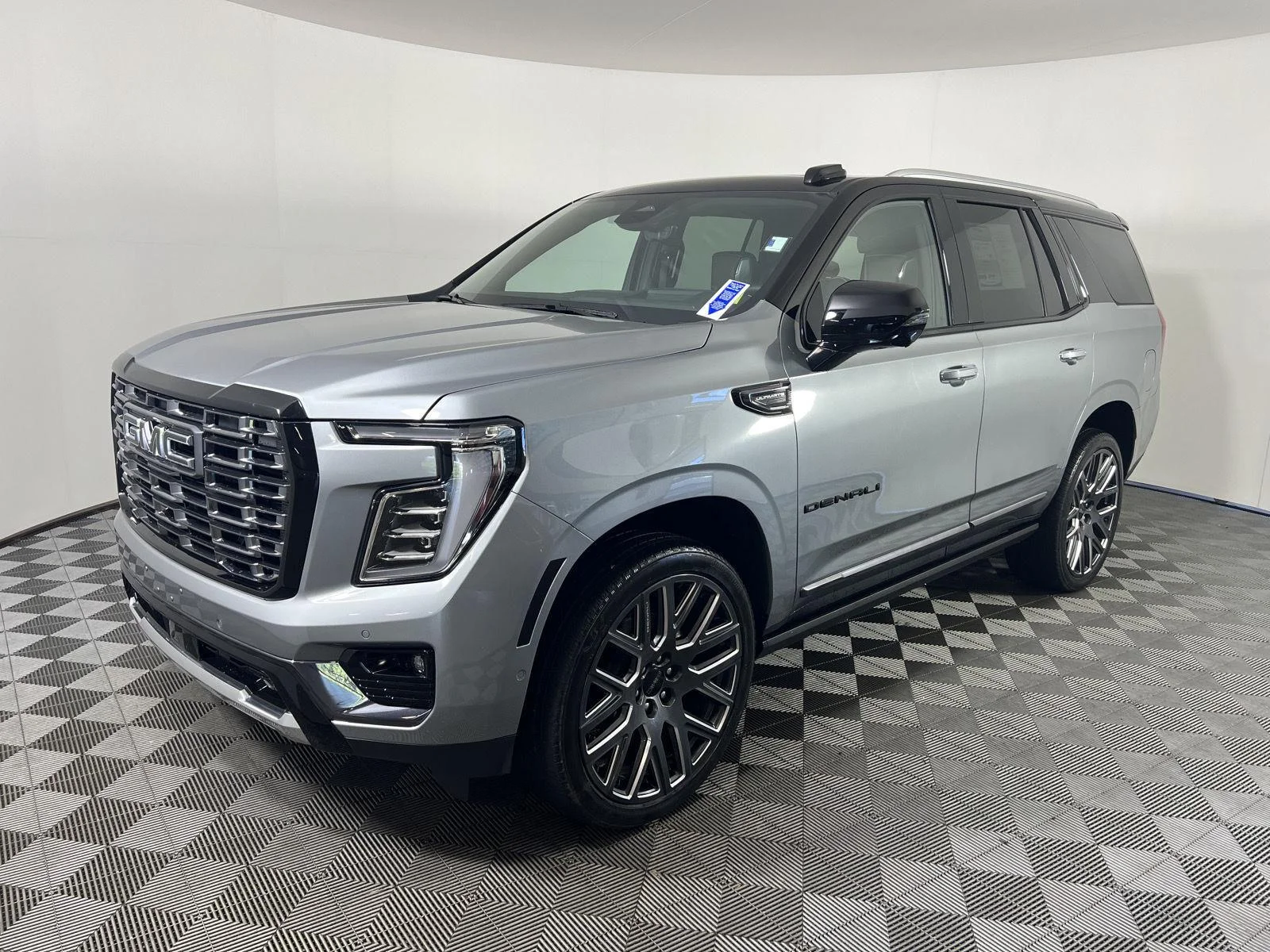 Used 2025 Sterling Metallic GMC Denali Ultimate image 7