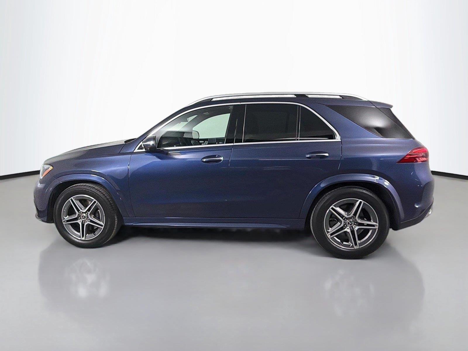 Used 2024 Twilight Blue Metallic Mercedes-Benz GLE 450 image 8