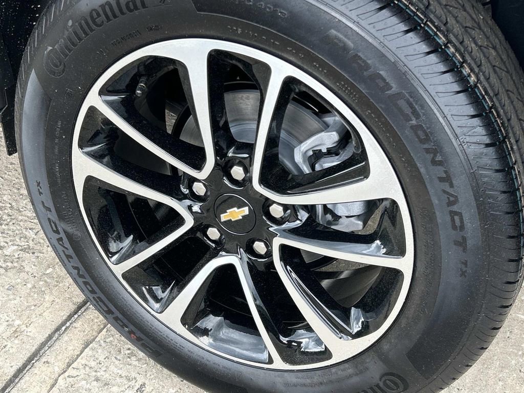New 2026 Sterling Gray Metallic Chevrolet LT image 12