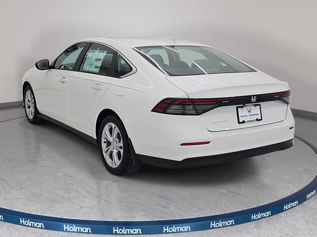New 2026 Platinum White Pearl Honda LX image 8