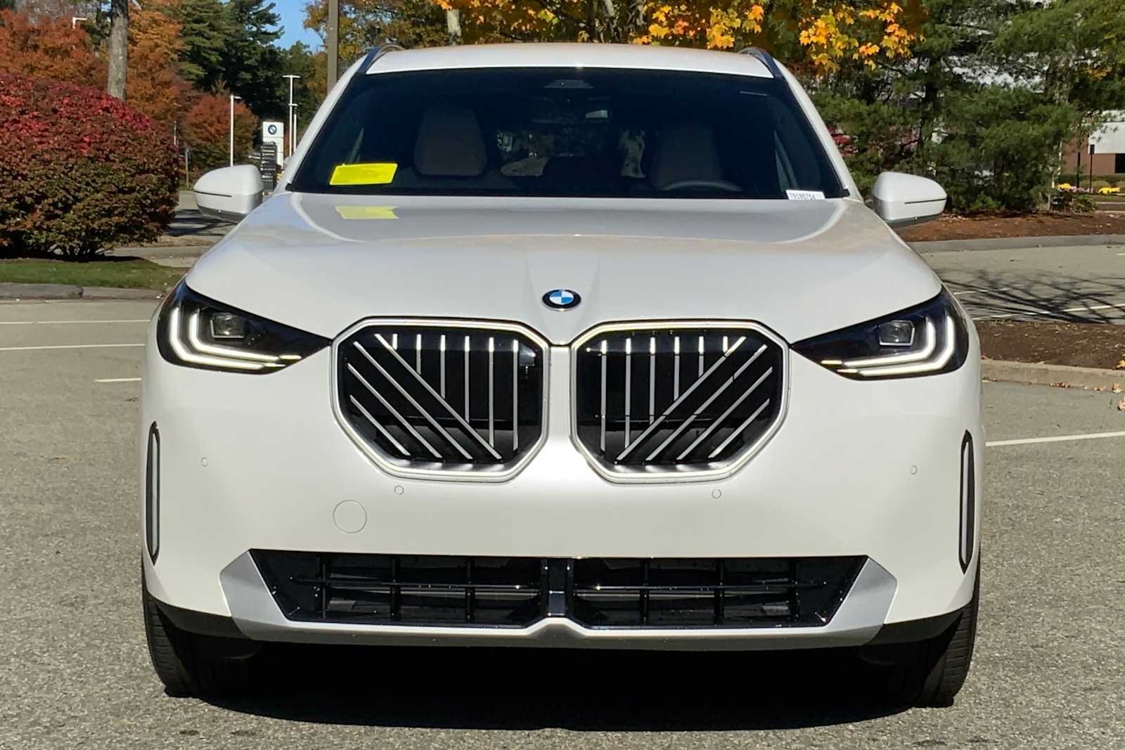 Used 2026 Mineral White Metallic BMW 30 xDrive image 3