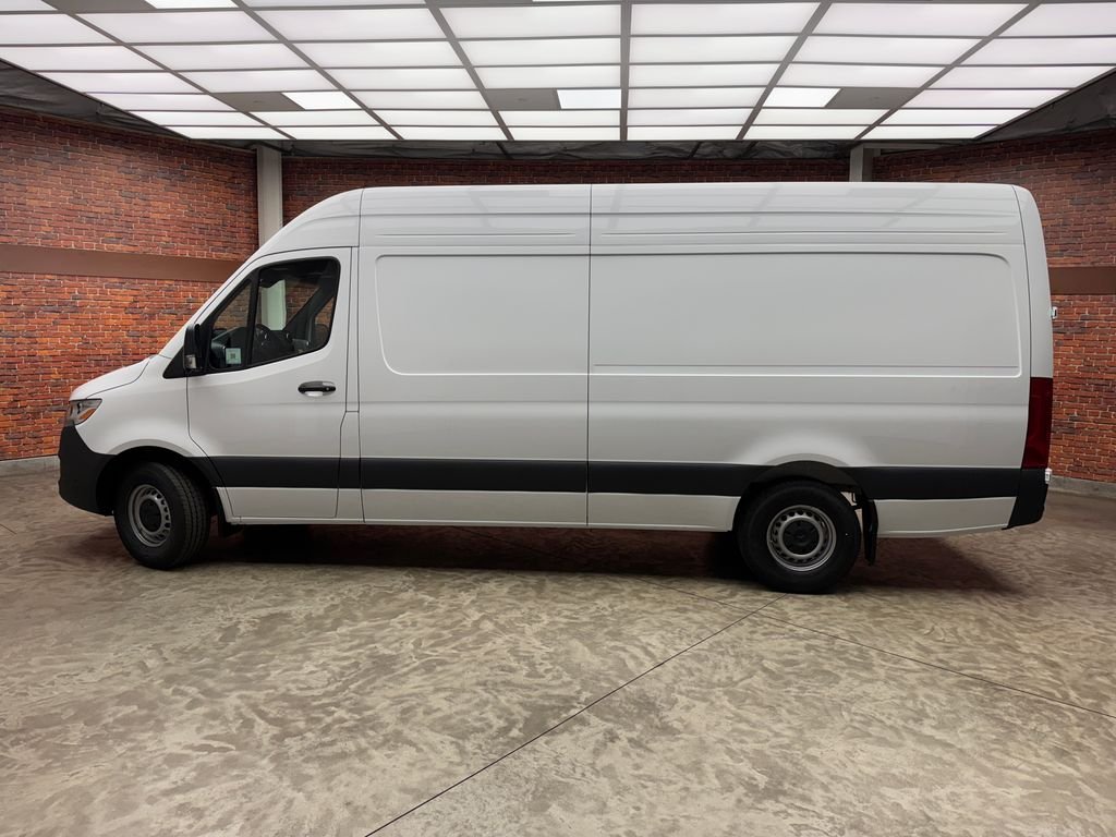New 2026 White Mercedes-Benz Cargo 170 WB image 2