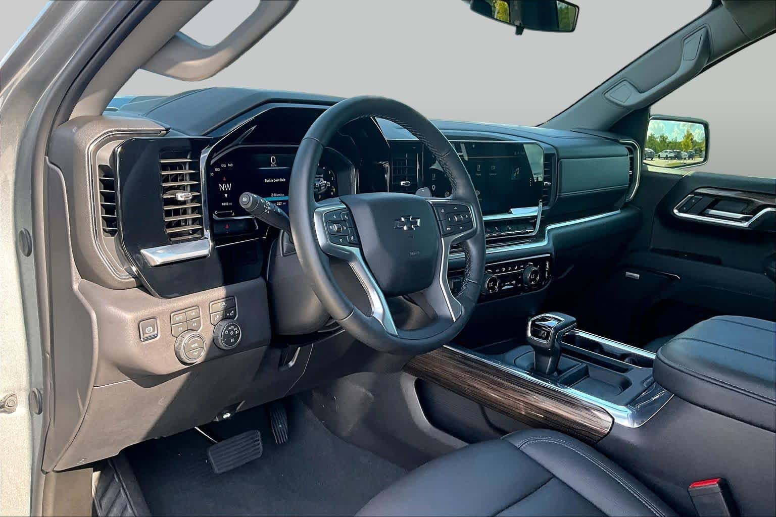 Used 2026 Sterling Gray Metallic Chevrolet LT Trail Boss image 16