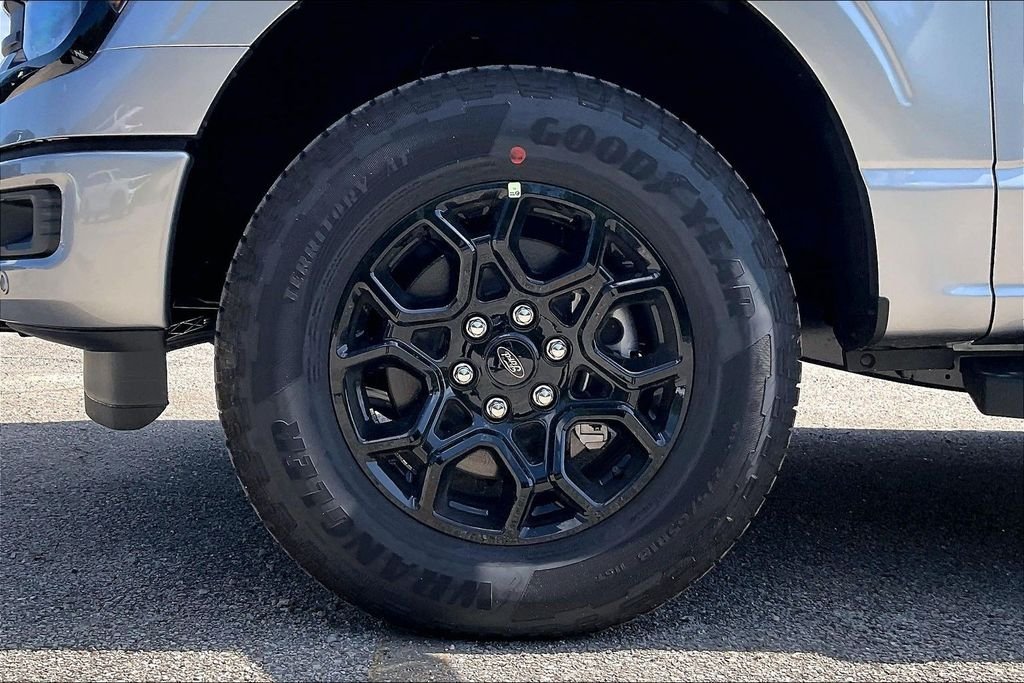 New 2026 Ford F-150 XLT 4D SuperCrew