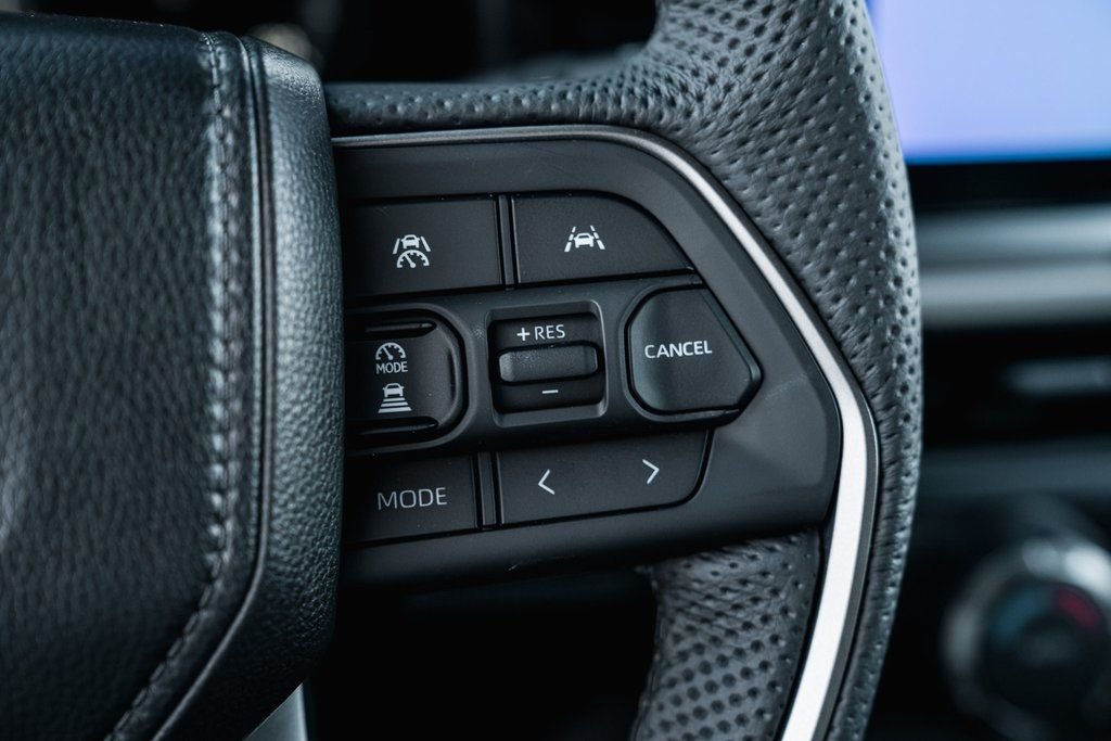 2025 Toyota Tacoma TRD Off Road - Photo 17