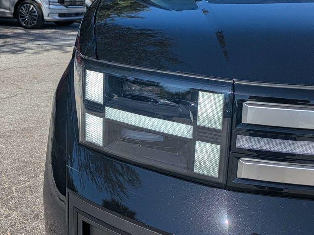 New 2027 Black Hyundai SEL image 9
