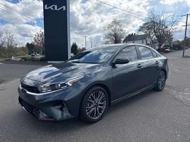 2023 Kia Forte GT-Line AT's photo