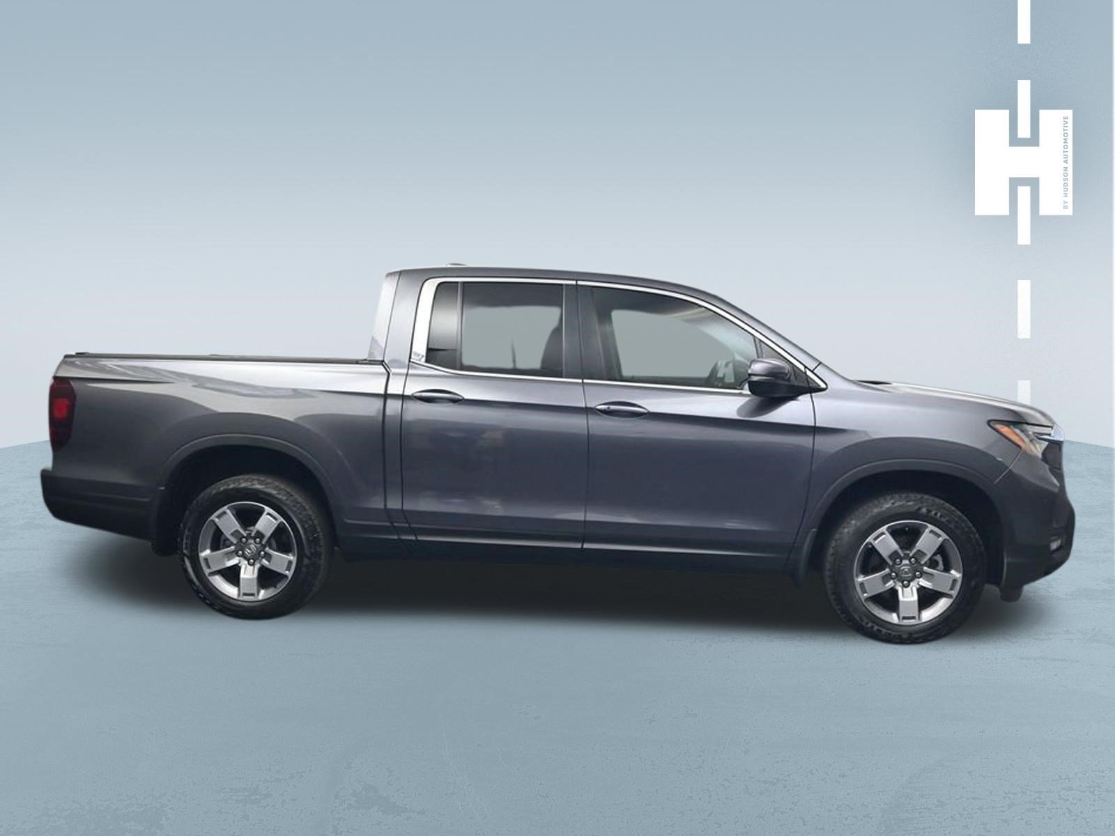 Certified Used 2024 Modern Steel Metallic Honda RTL image 3