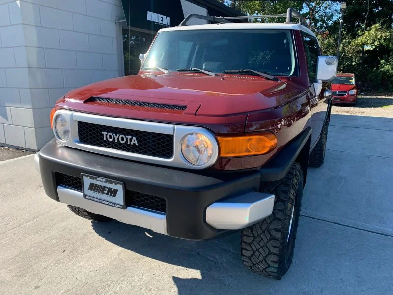 Used 2008 Red Toyota Sport Utility 2D image 1