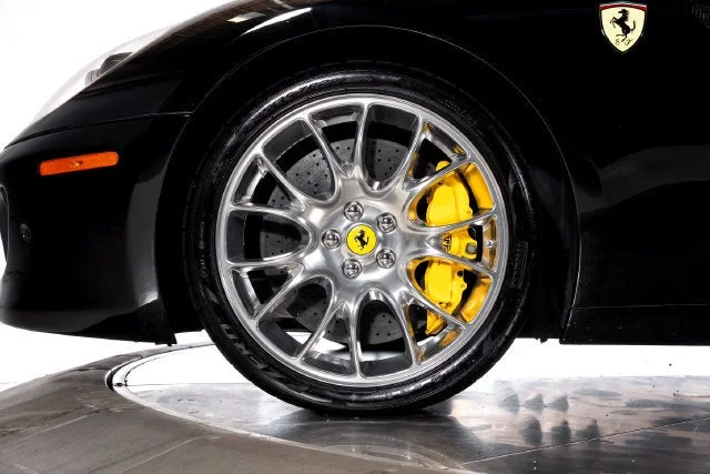 Used 2010 Nero Ferrari  image 19