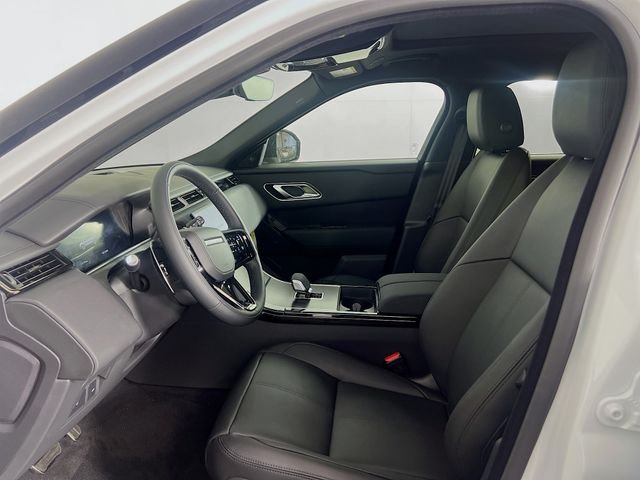 Certified Used 2026 Fuji White Land Rover Dynamic SE image 13