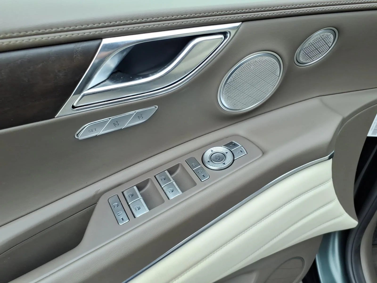 Used 2024 Brunswick Green Genesis Prestige Signature image 13