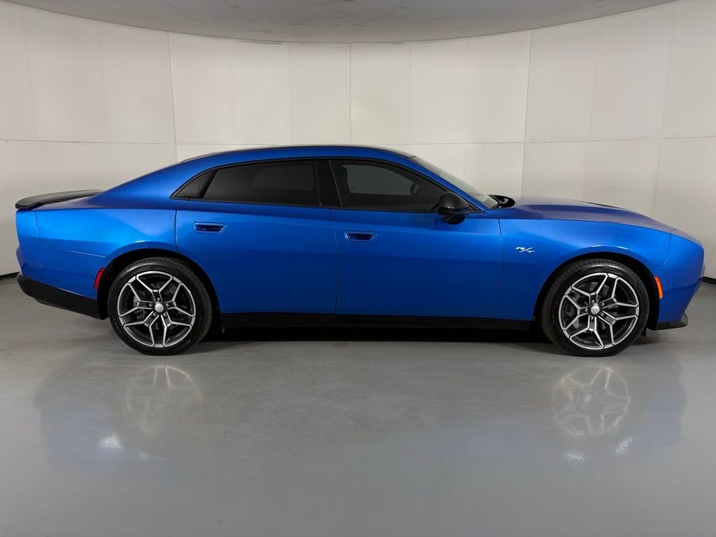New 2026 Bludicrous Exterior Paint Dodge R/T Plus image 11