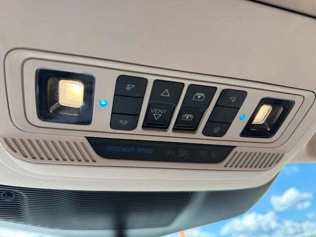 Used 2020 White Ford XLT image 23