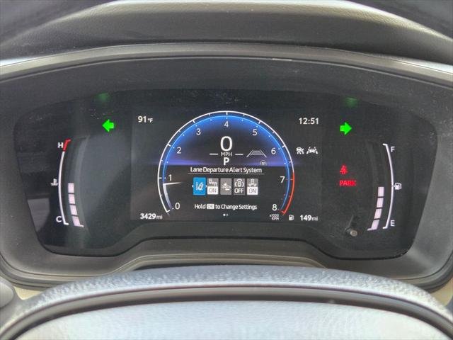 Certified Used 2026 SILVER ME. Toyota  image 32