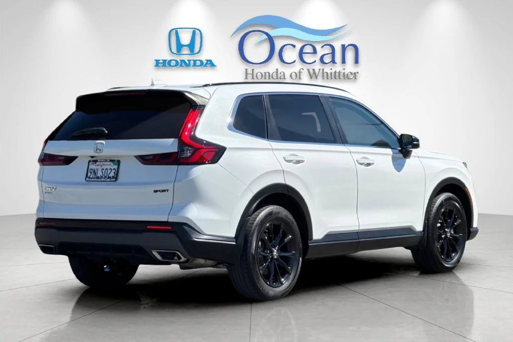 Certified Used 2024 Platinum White Pearl Honda Sport image 4