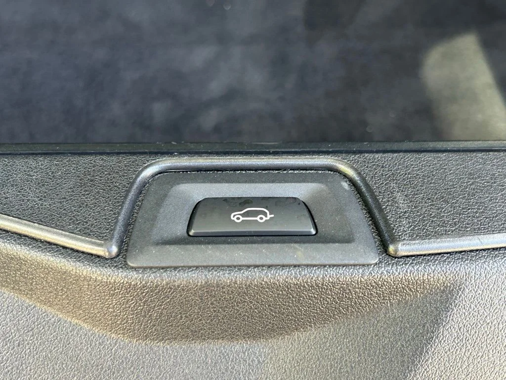 Certified Used 2024 Black BMW xDrive40i image 50