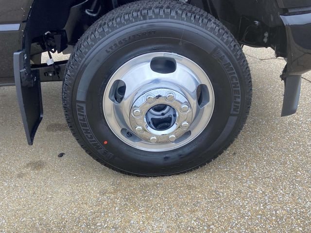 2026 Ford F-350 Super Duty Platinum - Photo 27