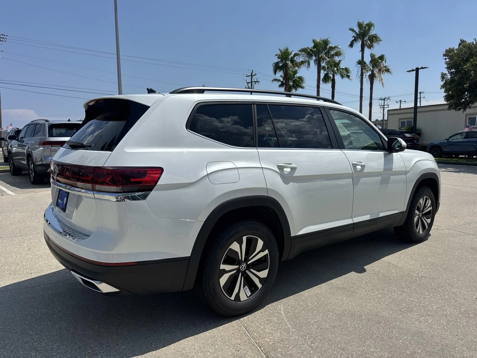 New 2026 White Volkswagen SE image 4