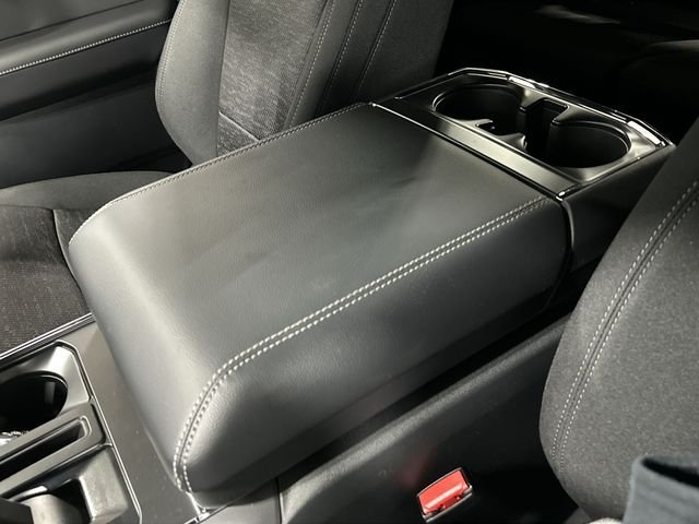 Used 2026 Oxford White Ford XLT image 26