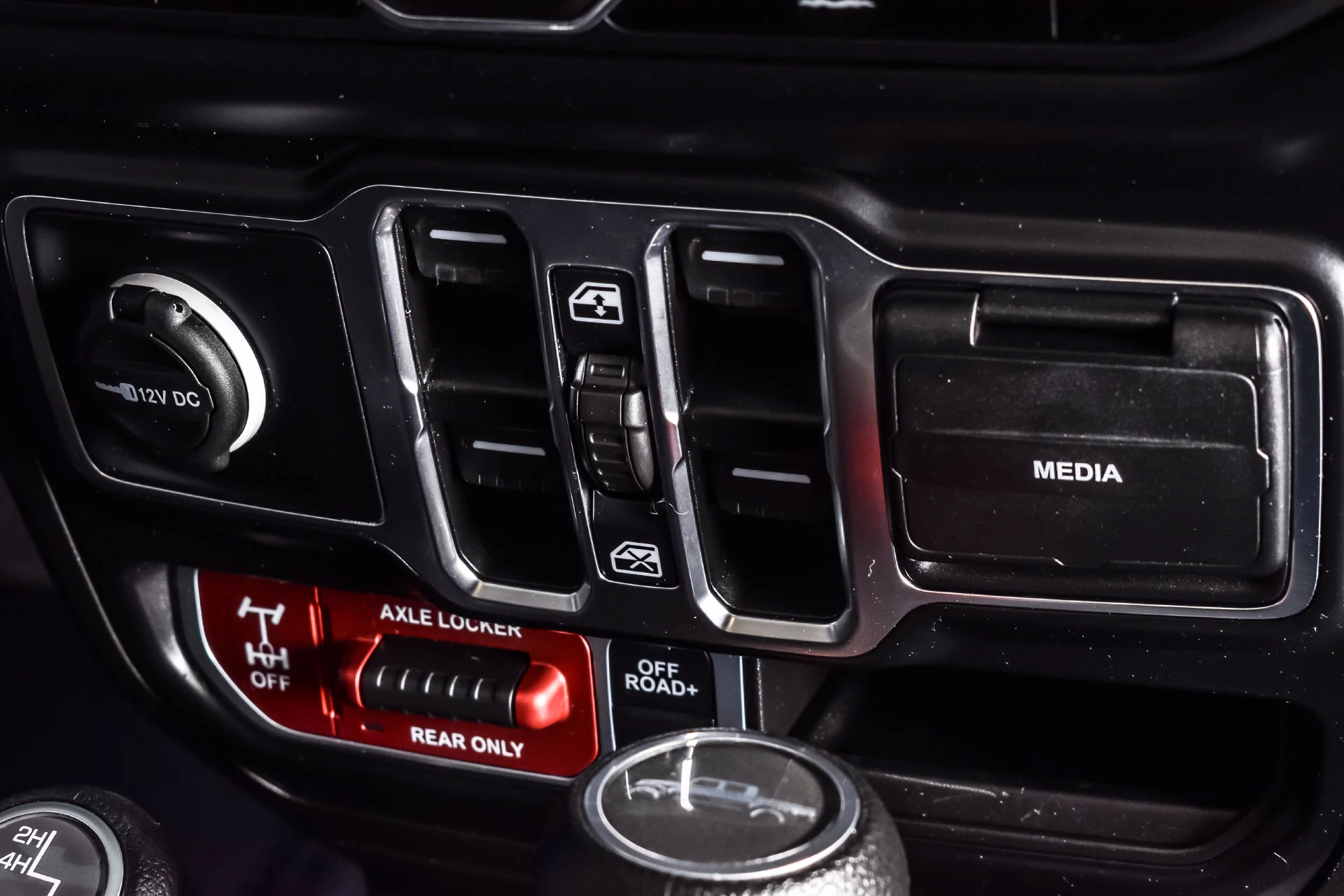 Used 2022 Blue Pearl Jeep Mojave image 26