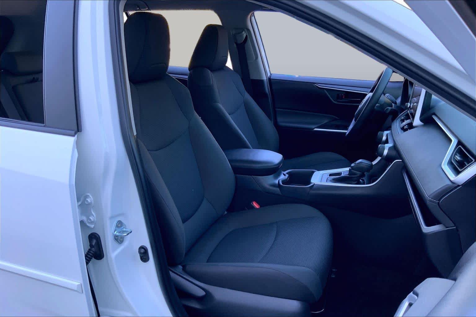 Used 2024 Ice Cap Toyota LE image 9