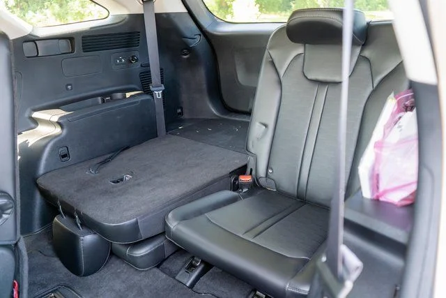 Used 2025 Black Kia EX image 12