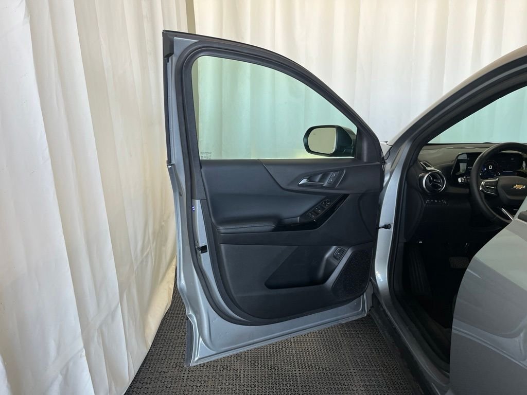Used 2026 Gray Chevrolet LT image 18